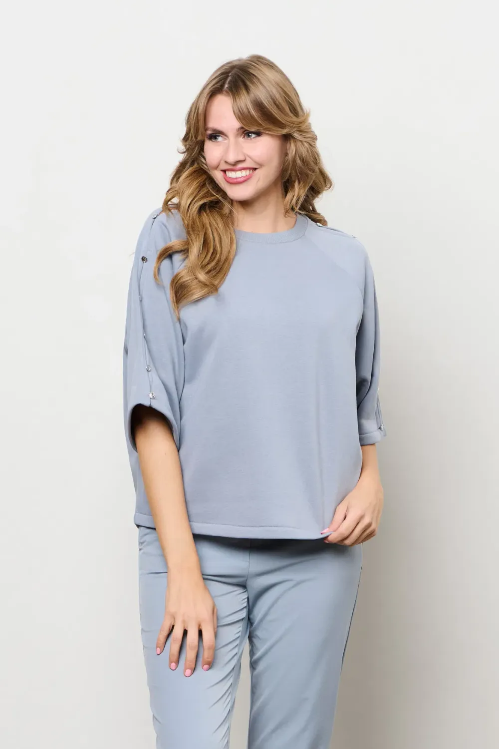 &amp;Co Woman sweater knoop split