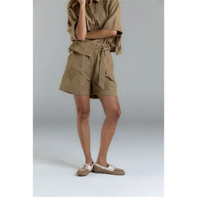 Poools short borduur bloem