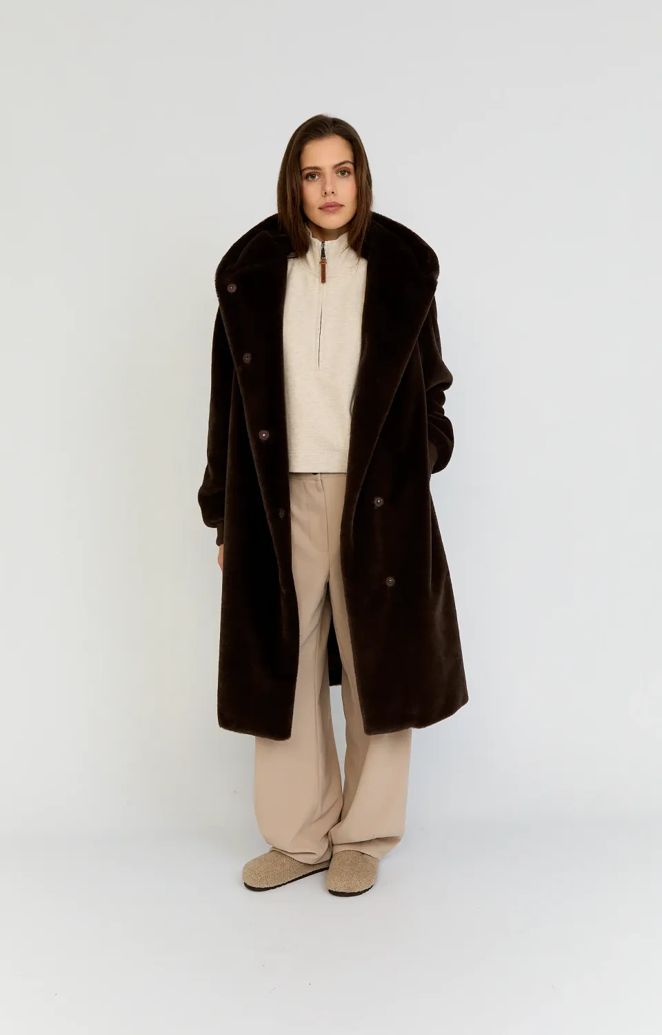 MSCW mantel faux-fur