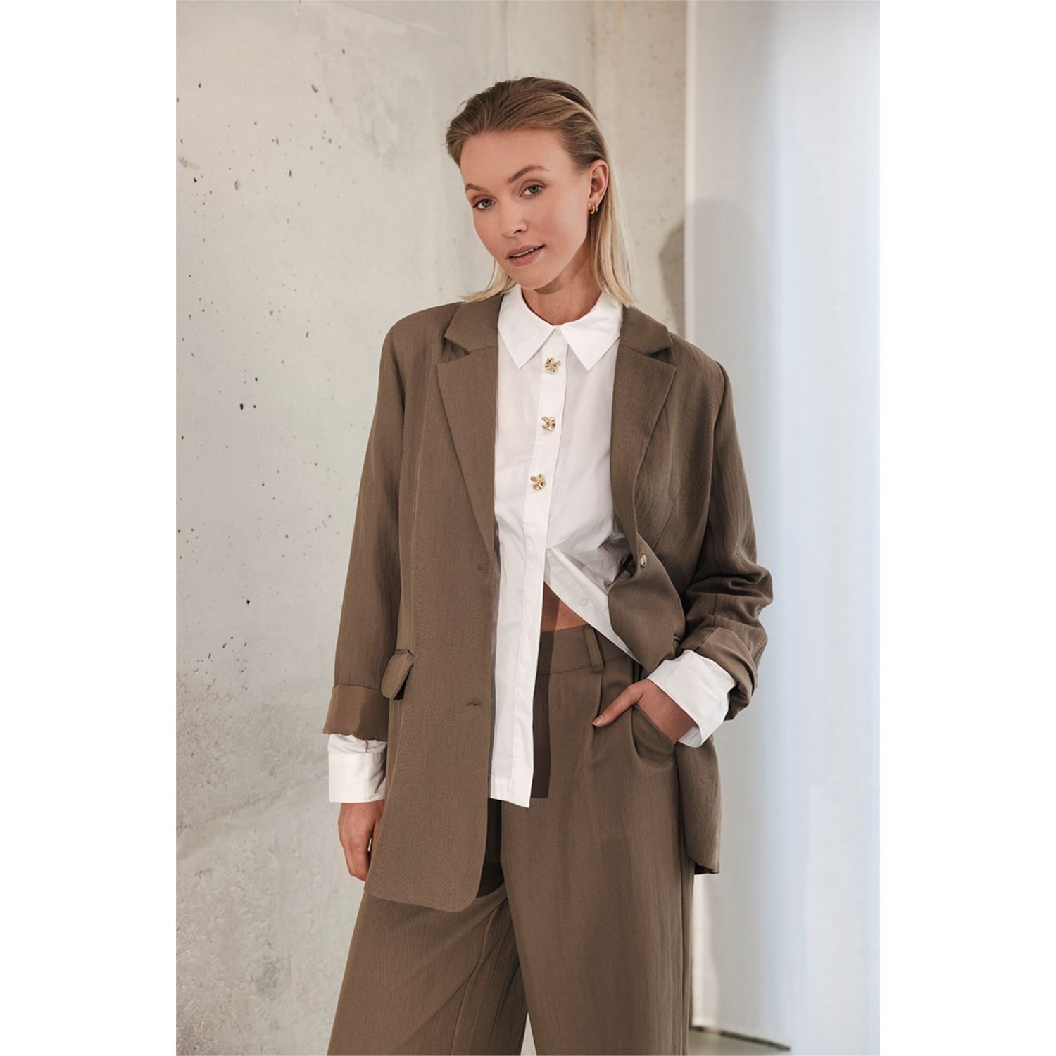 Poools blazer extra knoopsluiting