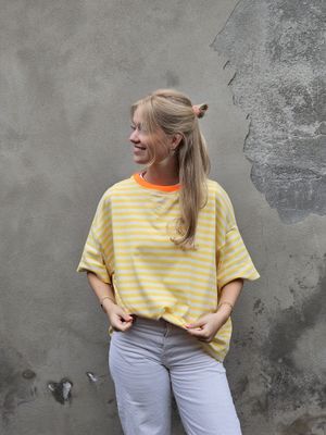 Aline - Striped tee - geel