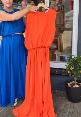 Aline - set: rok en top oranje