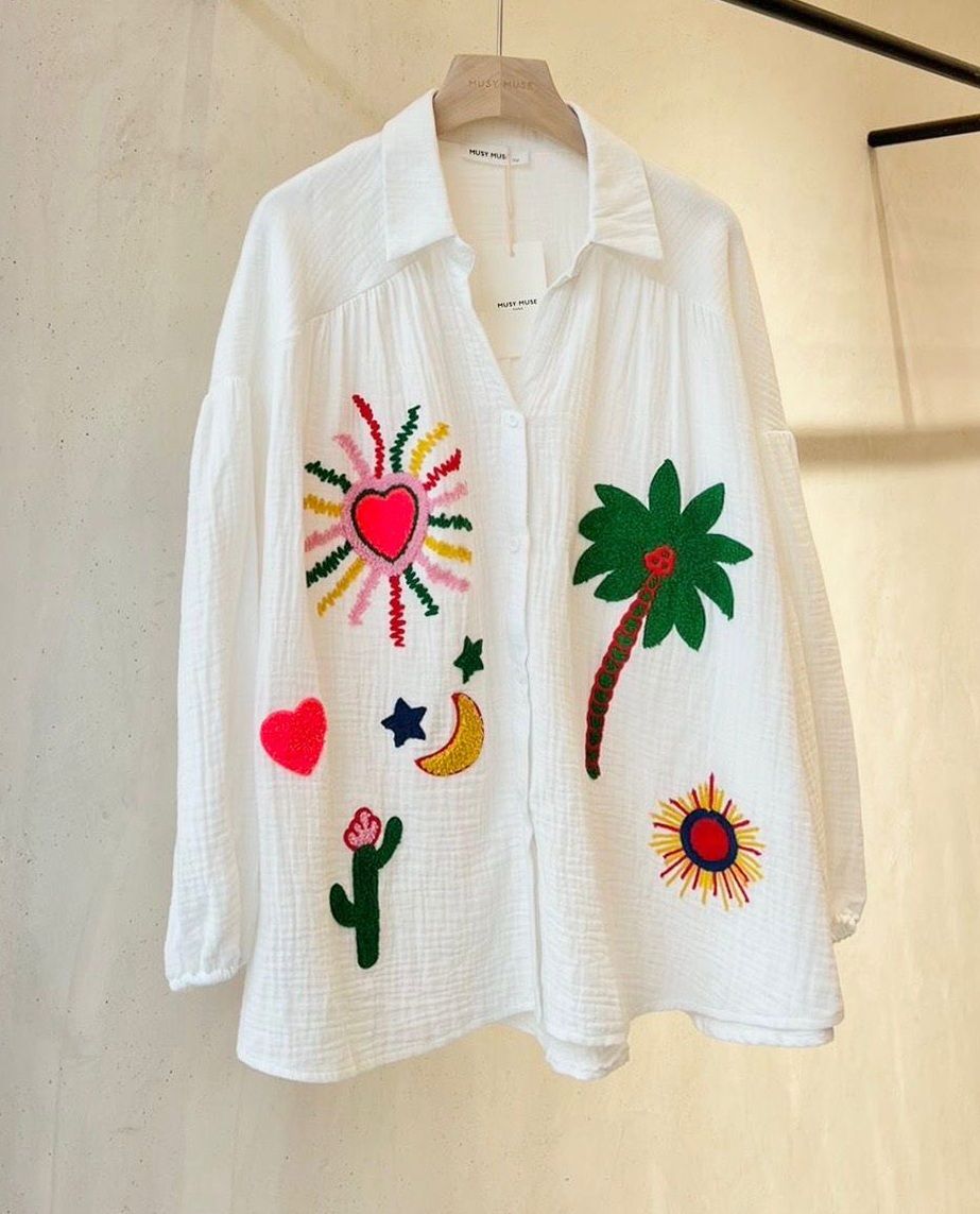 Aline - blouse wit met applicatie