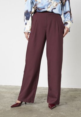 Sisters Point - Viksa 19164 Deep Bordeaux Sisters Point - Viksa 19164 Deep Bordeaux