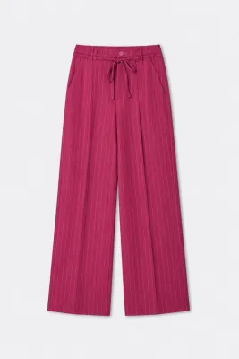 Pom Amsterdam Jess SP9756 Red Pom Amsterdam Jess SP9756 Red