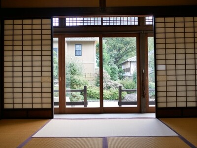 お寺で