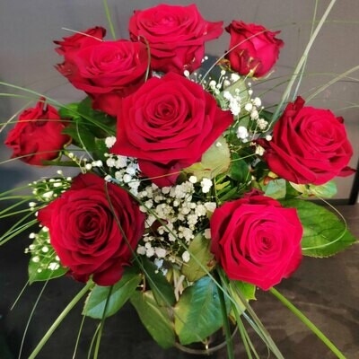 roter Rosenstrauß | 9 langstielige Rosen