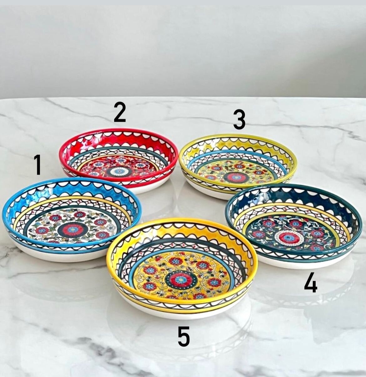Joyful Serving bowl 18 cm