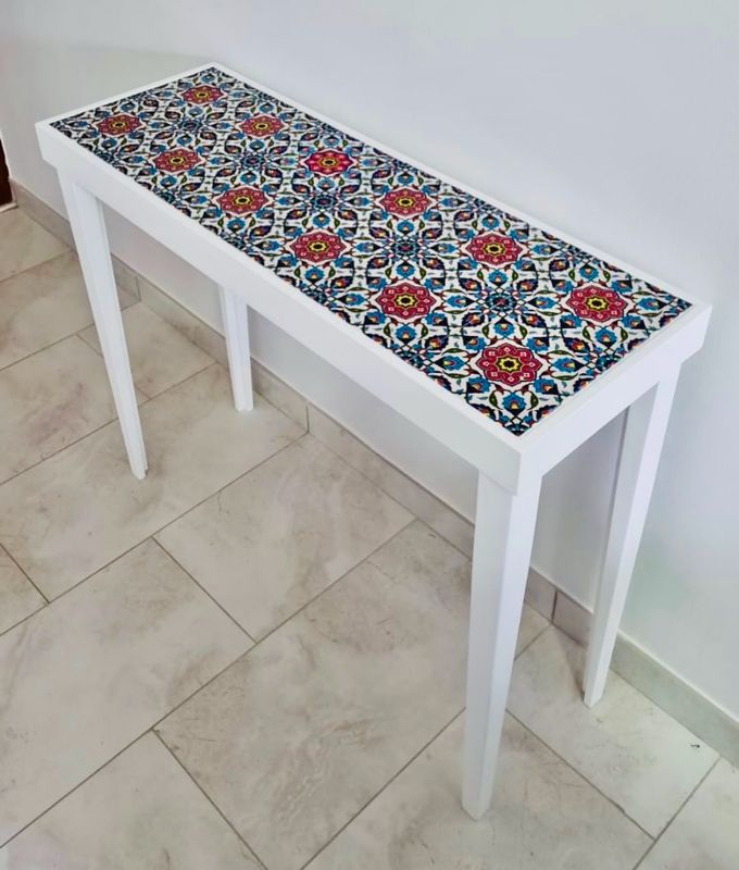Console table