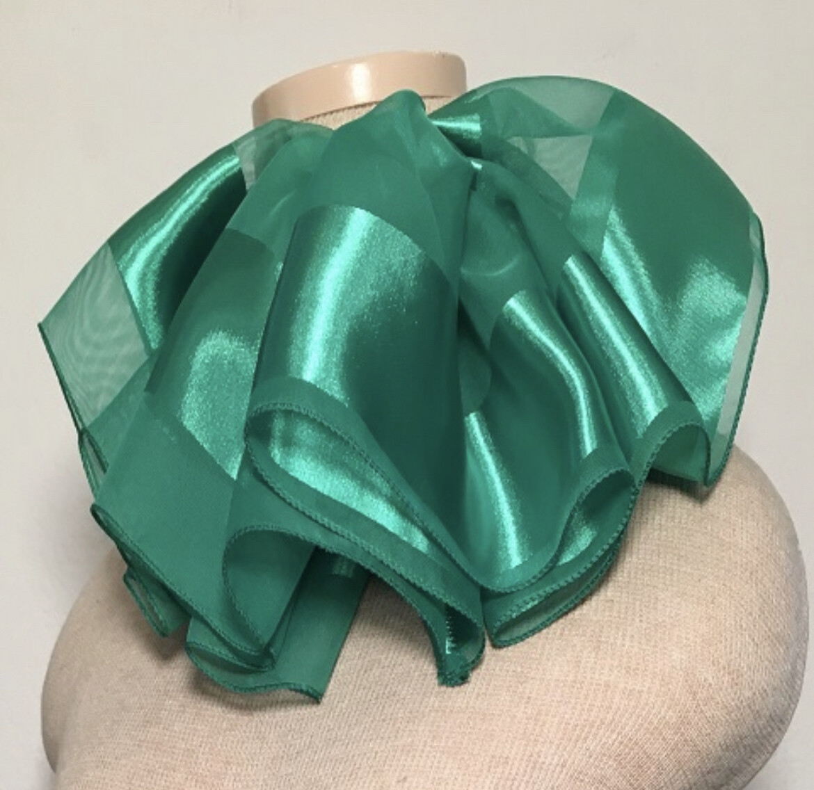 Green Fluffy Scarf (Size PLUS) Neck Size 16.5-18 in