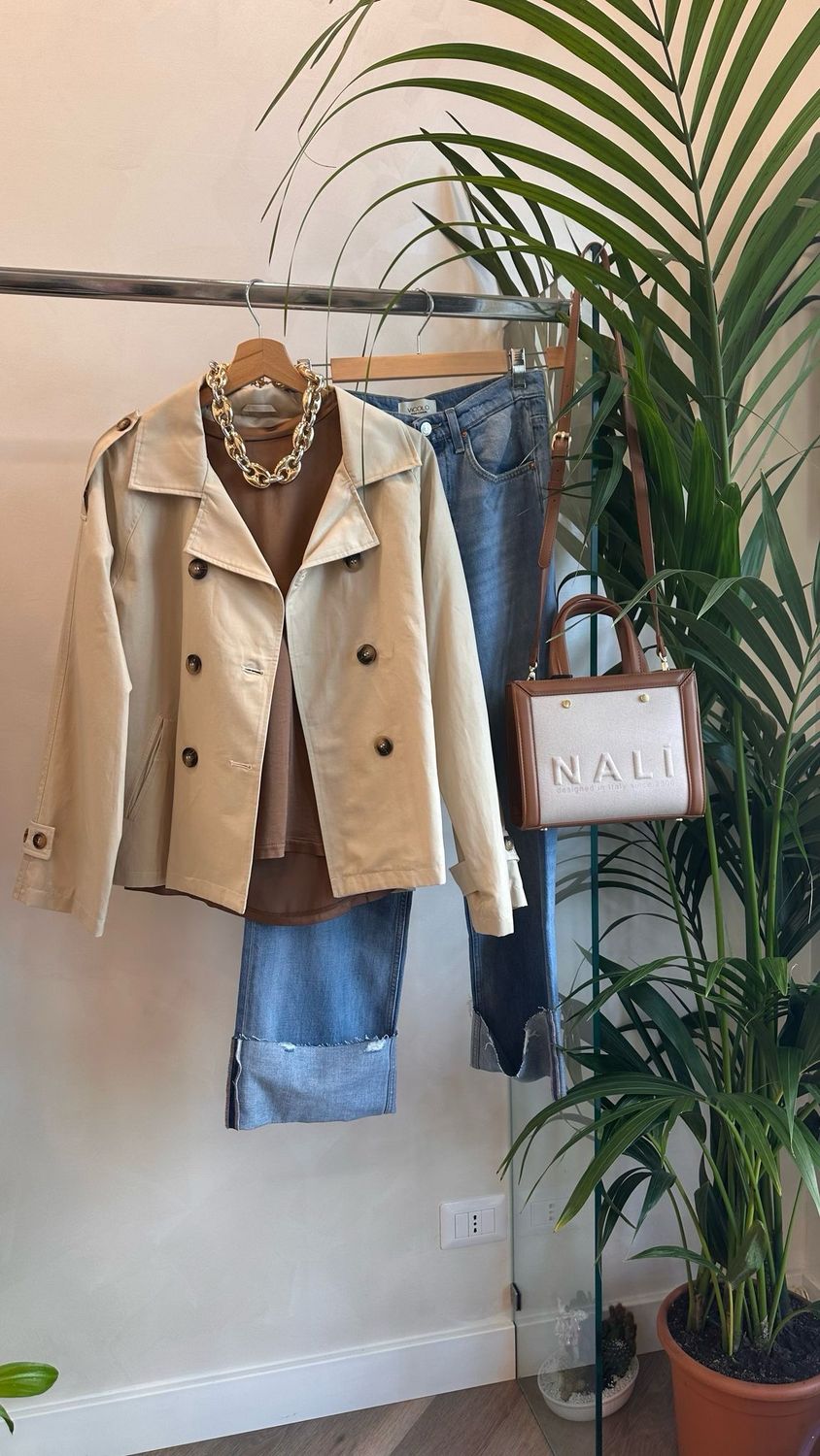 LE STREGHE TRENCH CORTO