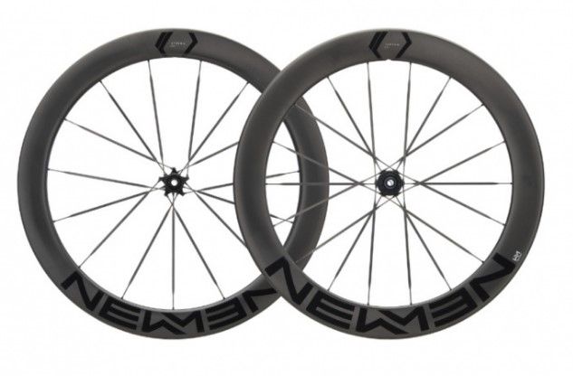 Paire de roues Newmen Sprint Vonoa VONOA 60/66 Shimano Paire de roues Newmen Sprint Vonoa VONOA 60/66 Shimano
