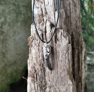 N861 Small Claw pendant