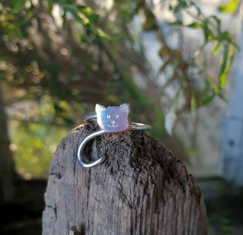 R271 Kitty ring