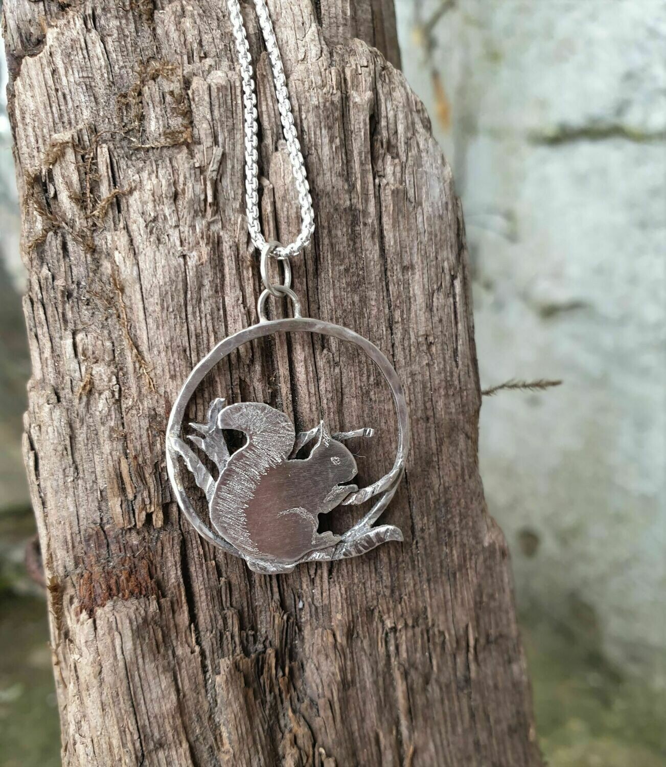 N1131 Squirrel in the Branches pendant