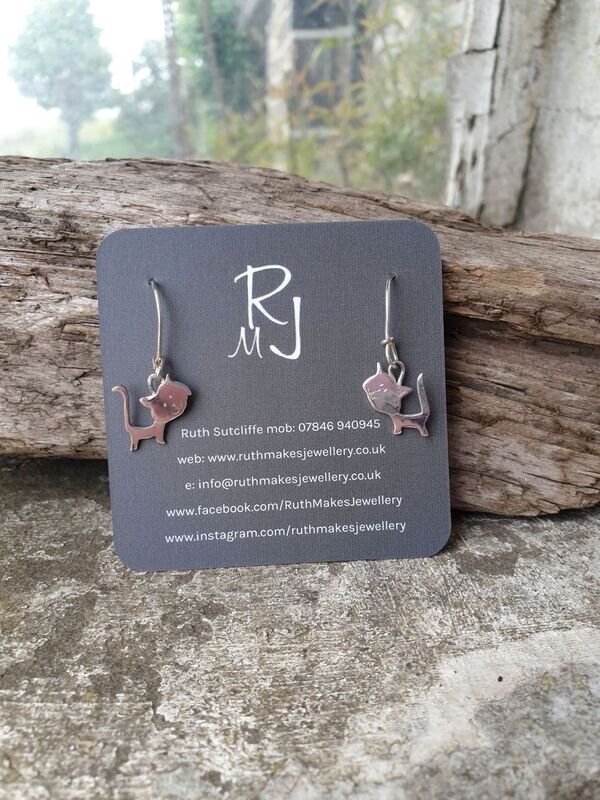912 Kitten earrings