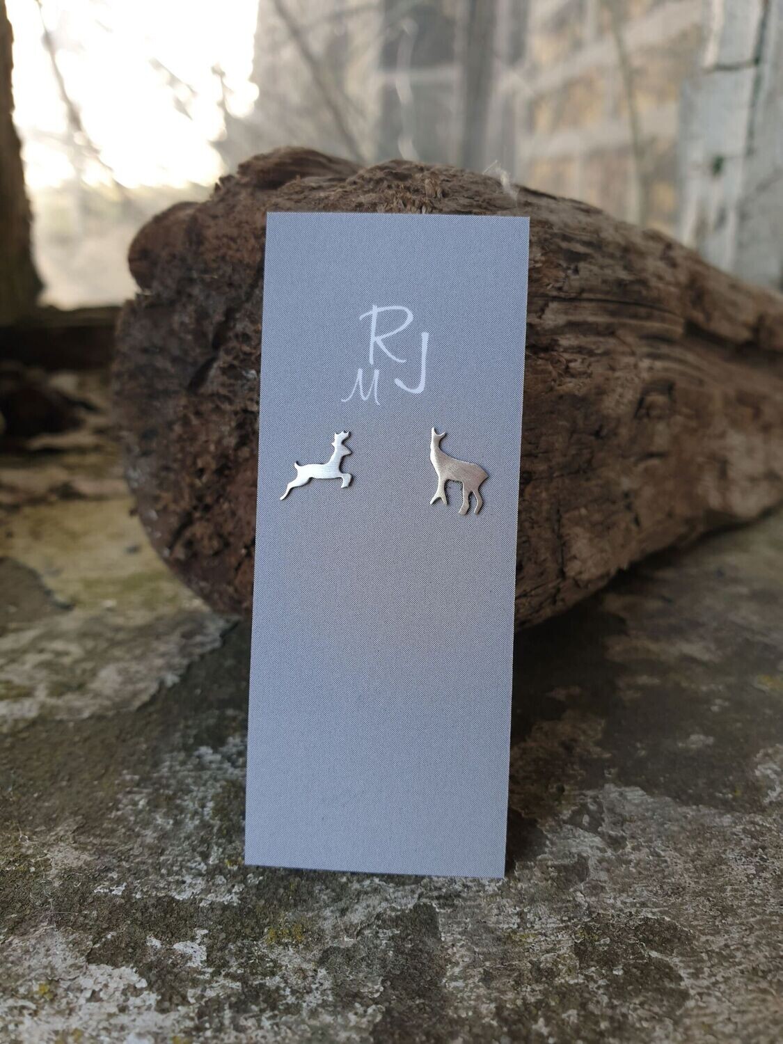 2031 Roe Buck and Doe studs