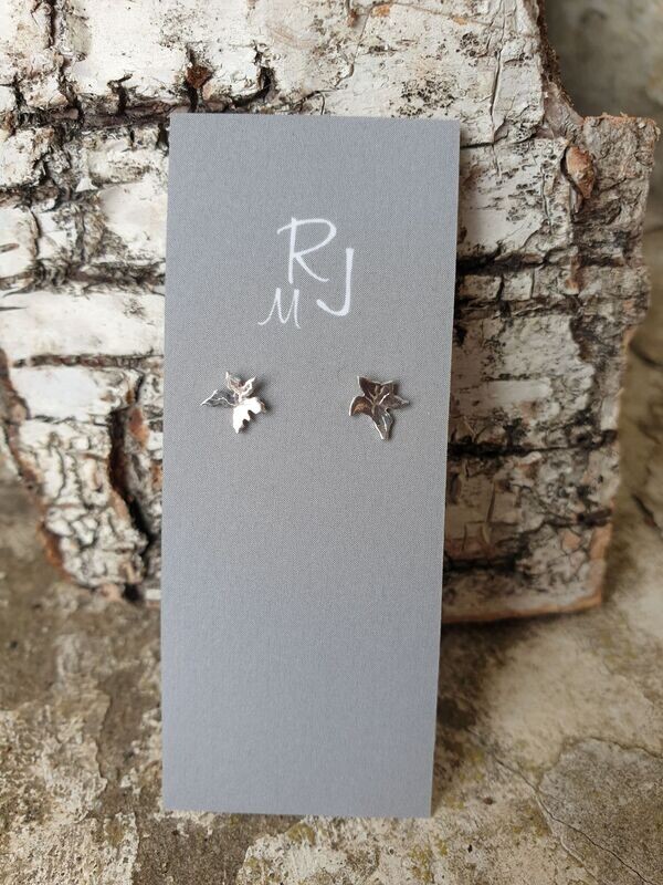 2056 Herb Robert Leaf studs