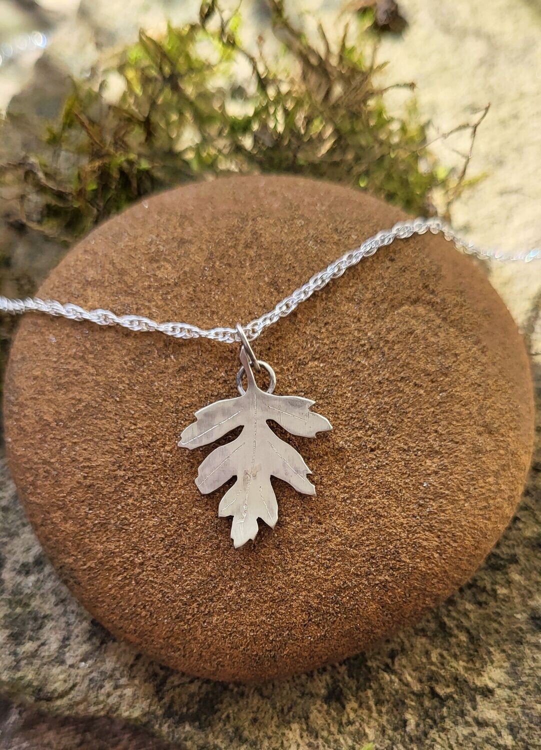 N1475 Hawthorn Leaf pendant N1475 Hawthorn Leaf pendant