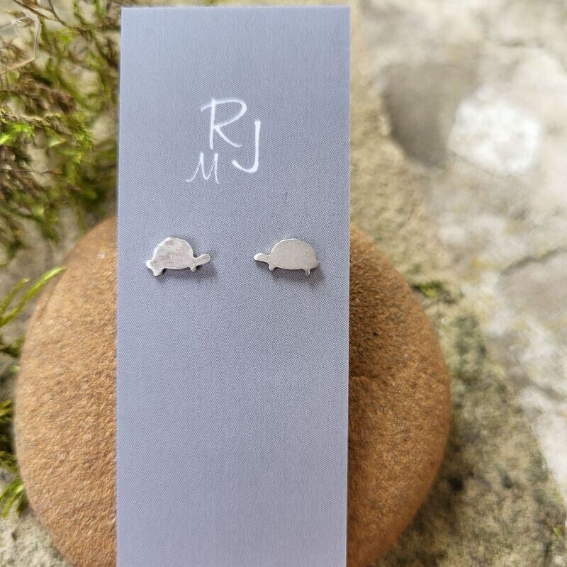 1976 Giant Tortoise studs