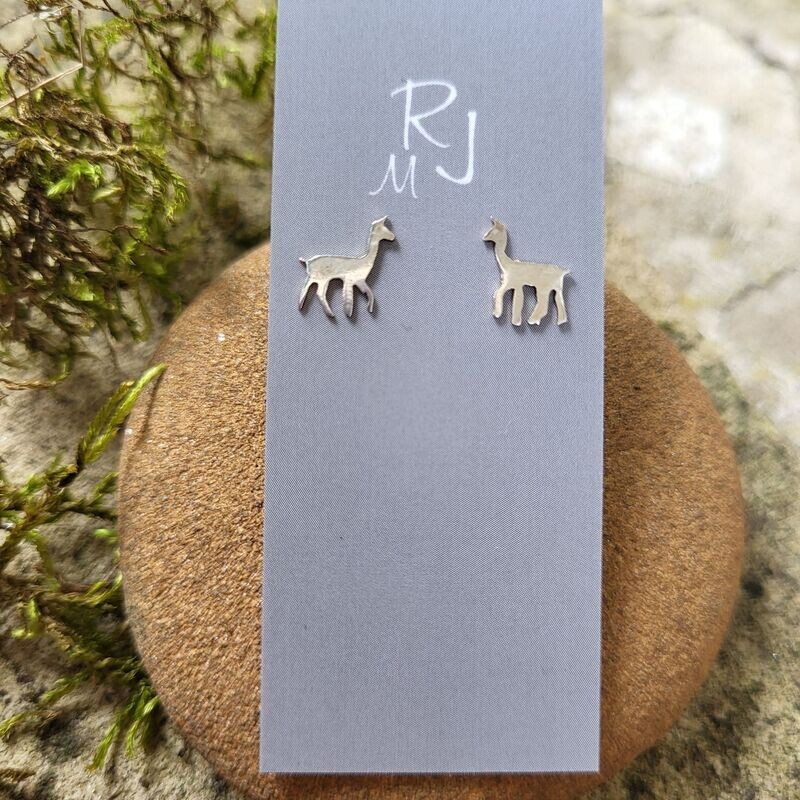 1975 Alpaca studs