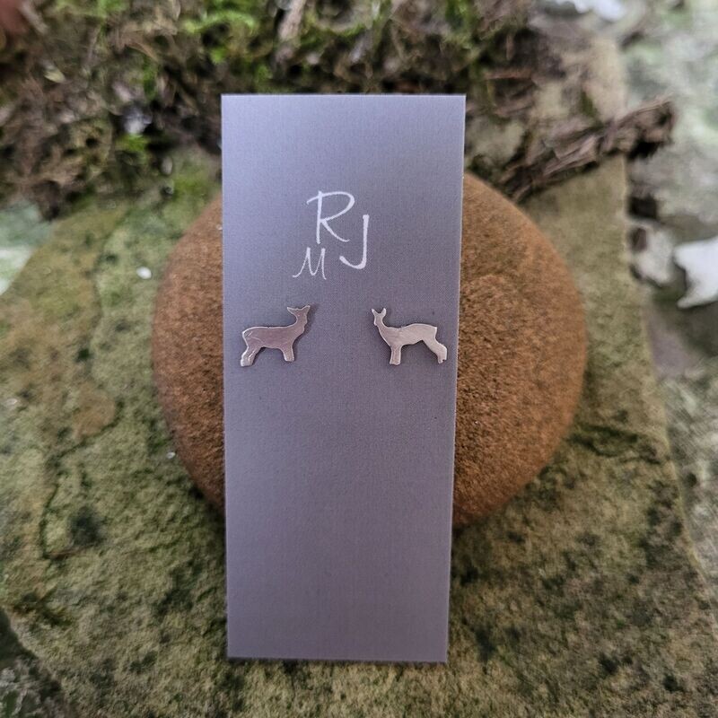 2351 Lamb studs