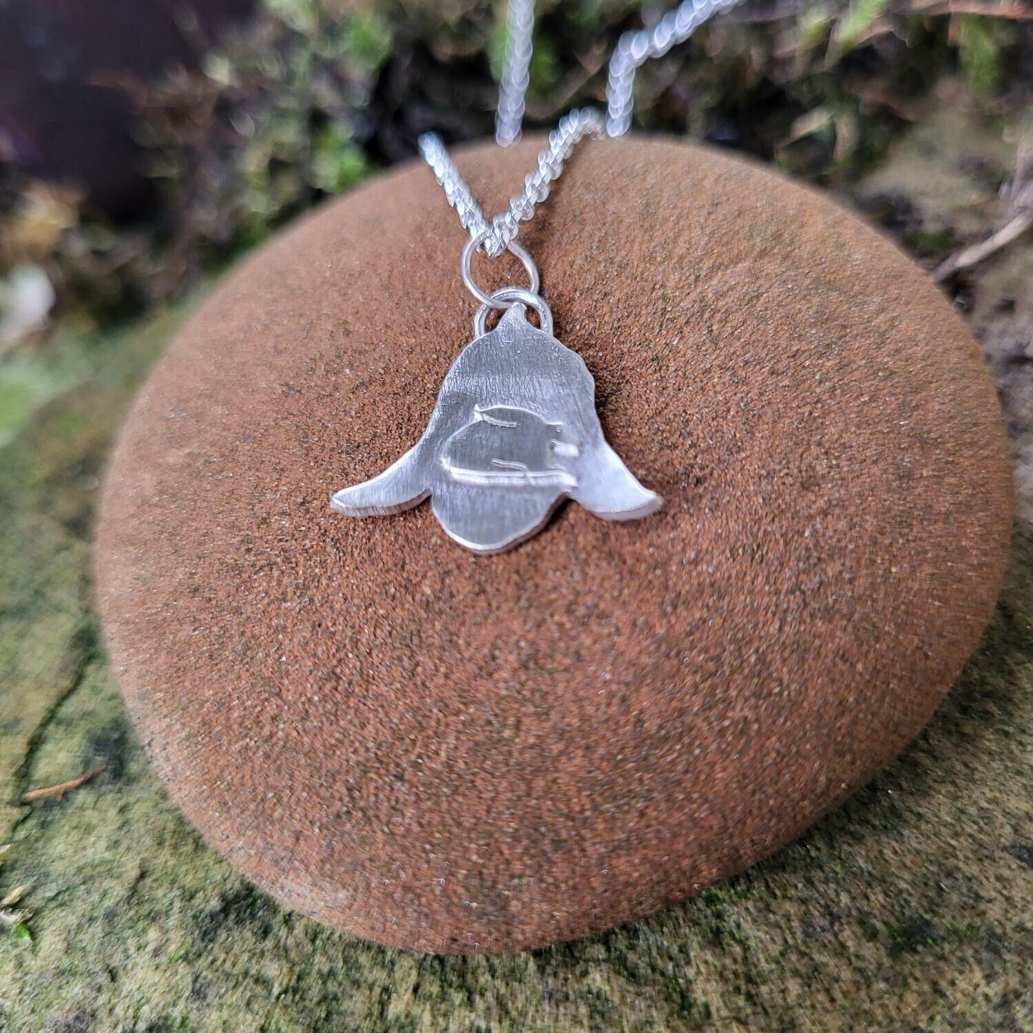 N1611 Harebell pendant