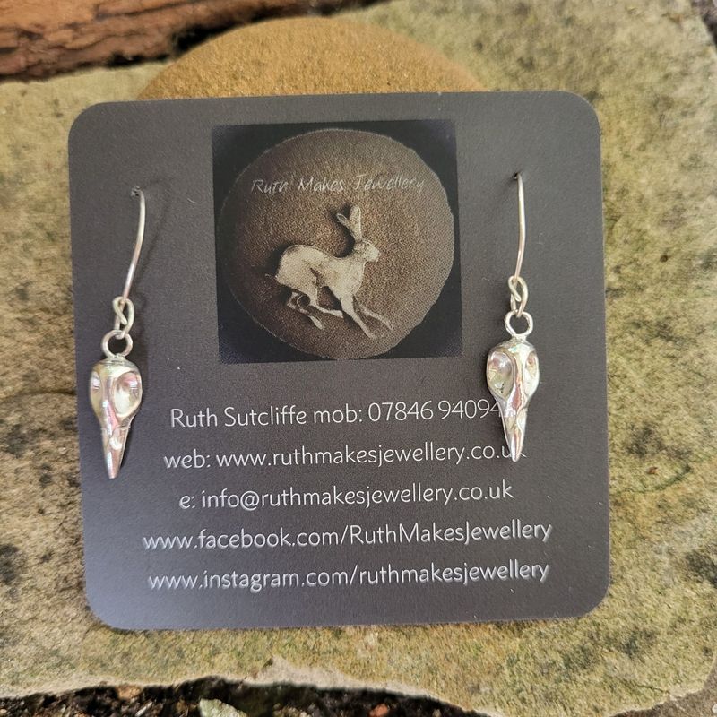 2763 Small Corvid Skull earrings