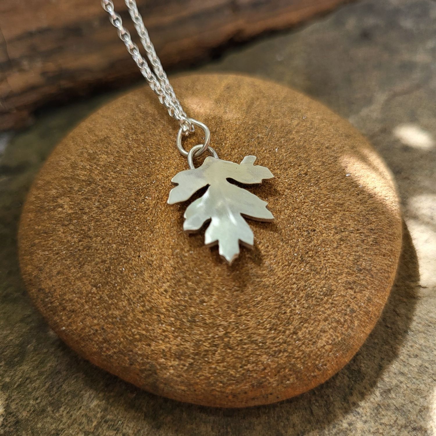 N1797 Hawthorn Leaf pendant