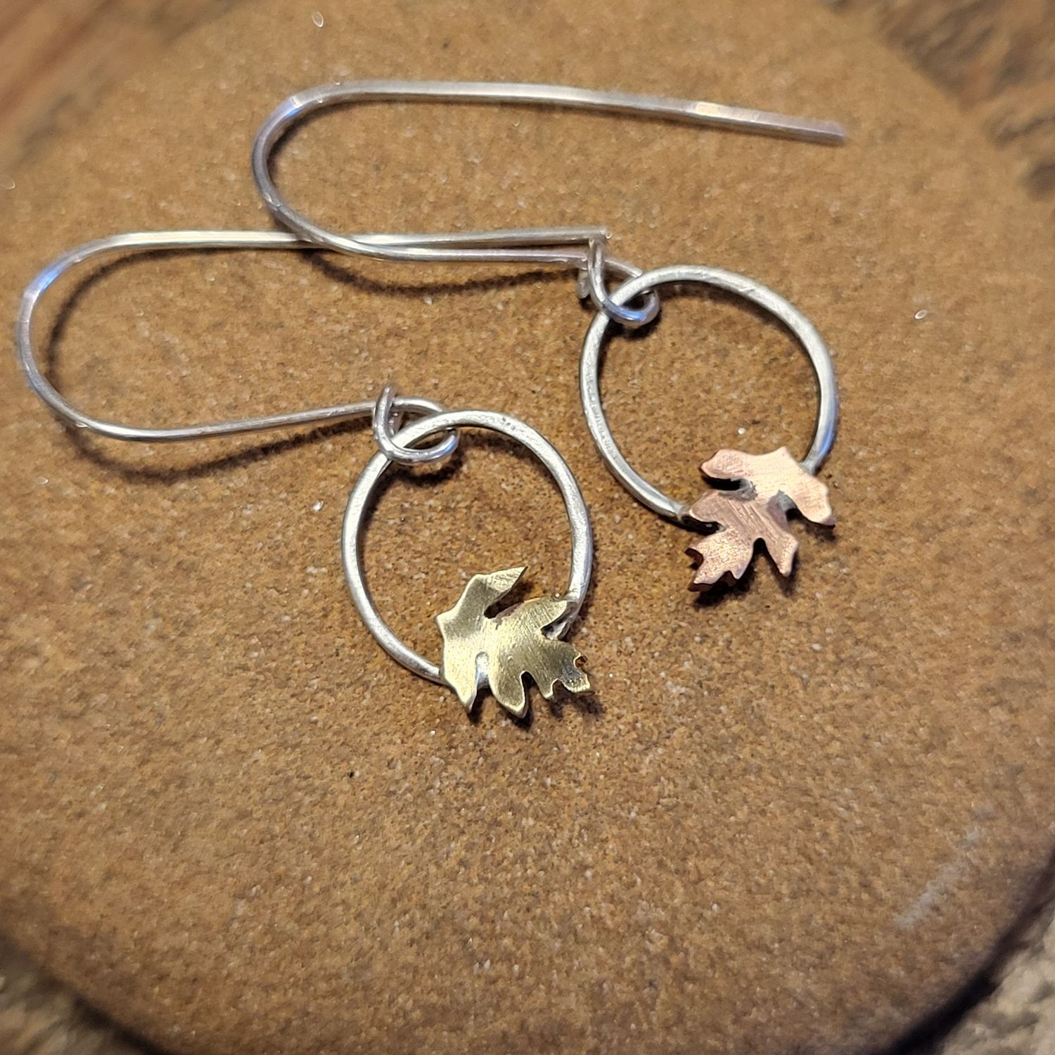 3198 Autumn Hawthorn Leaf earrings
