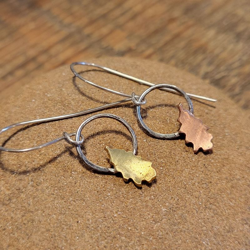2632 Autumn Oak Leaf earrings