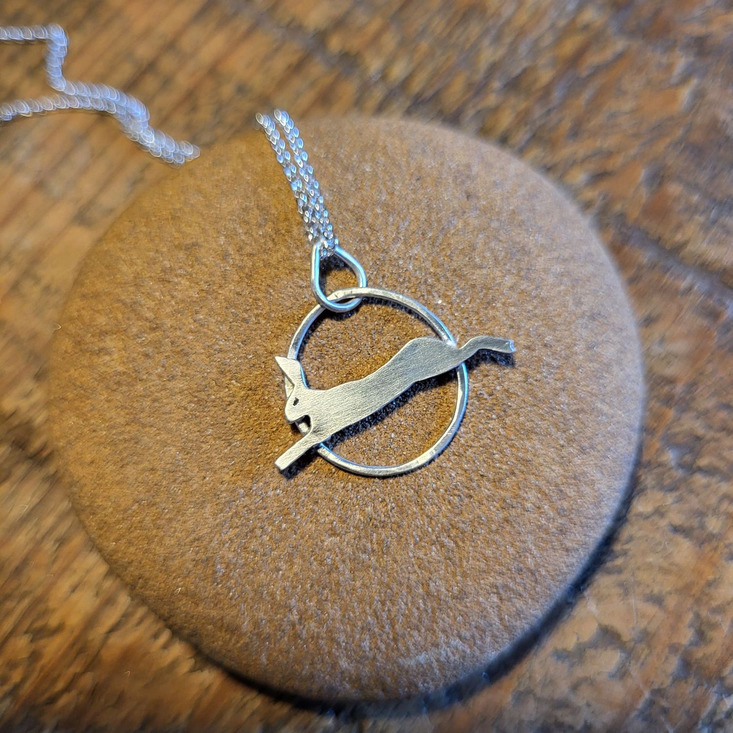 N1903 Medium Leaping Hare pendant N1903 Medium Leaping Hare pendant