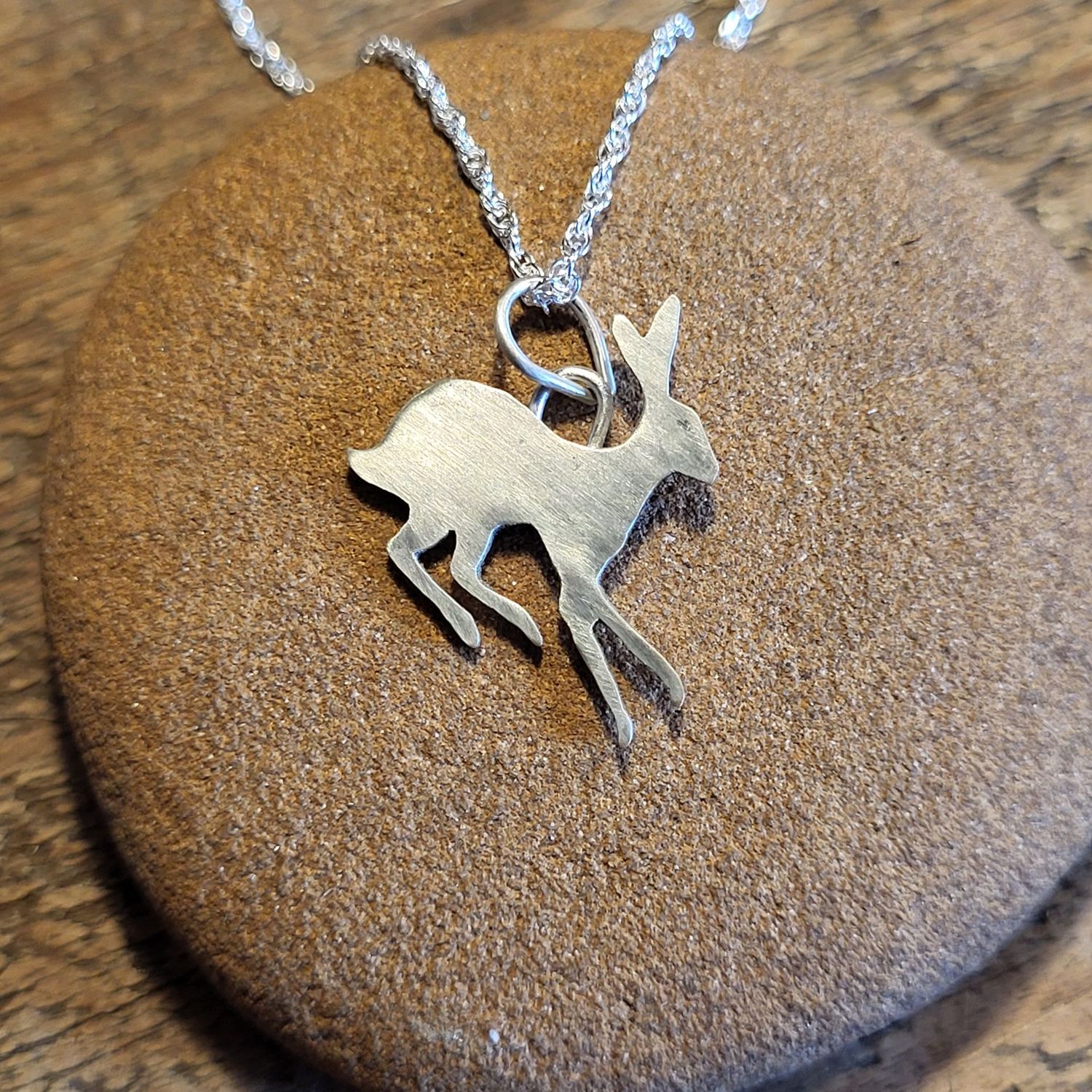 N1914 Medium Running Hare pendant