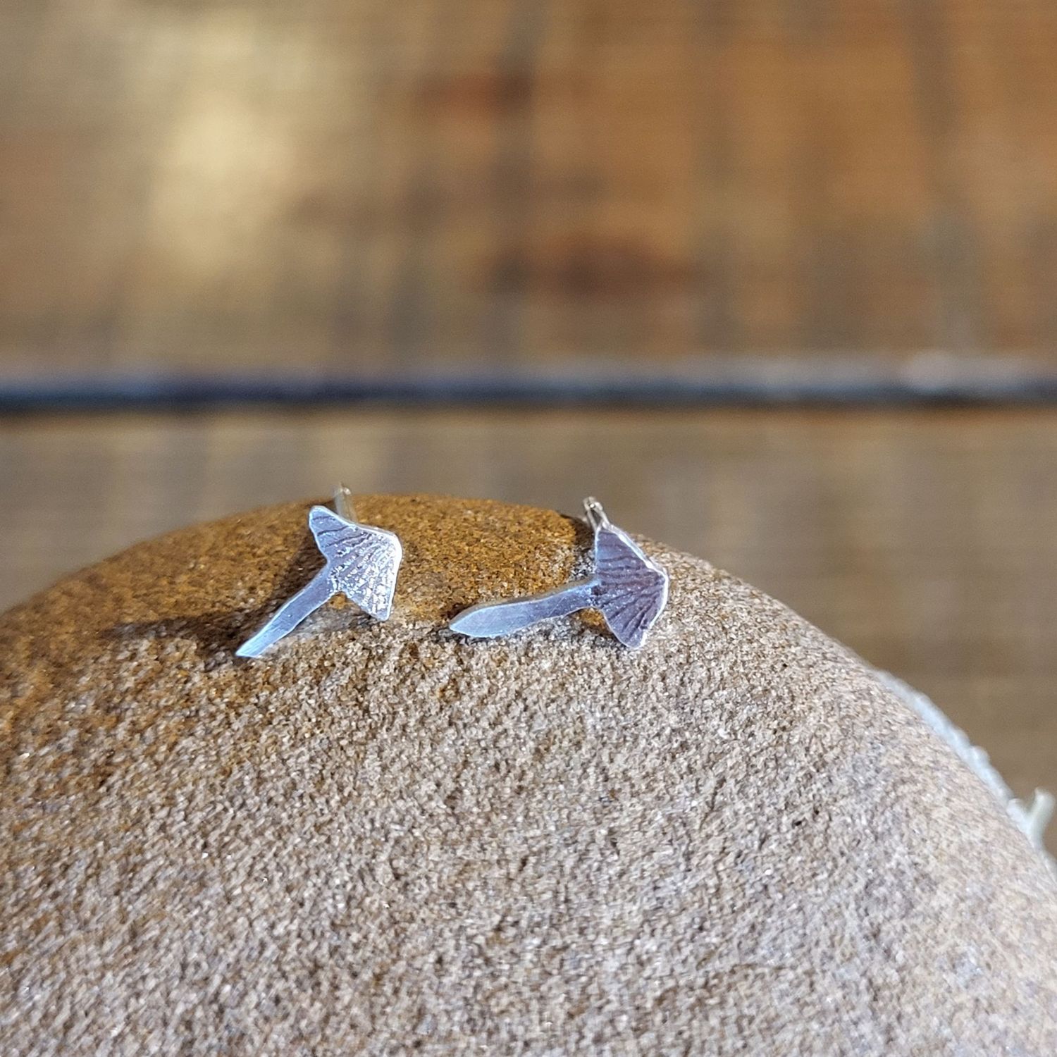 3276 Toadstool studs