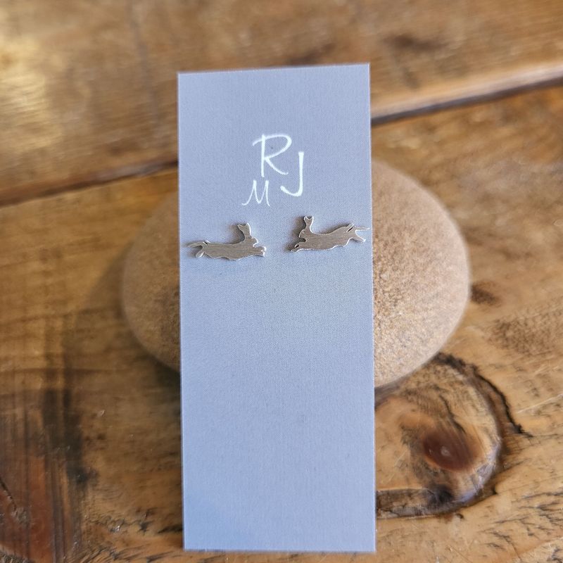 3363 Leaping Hare studs