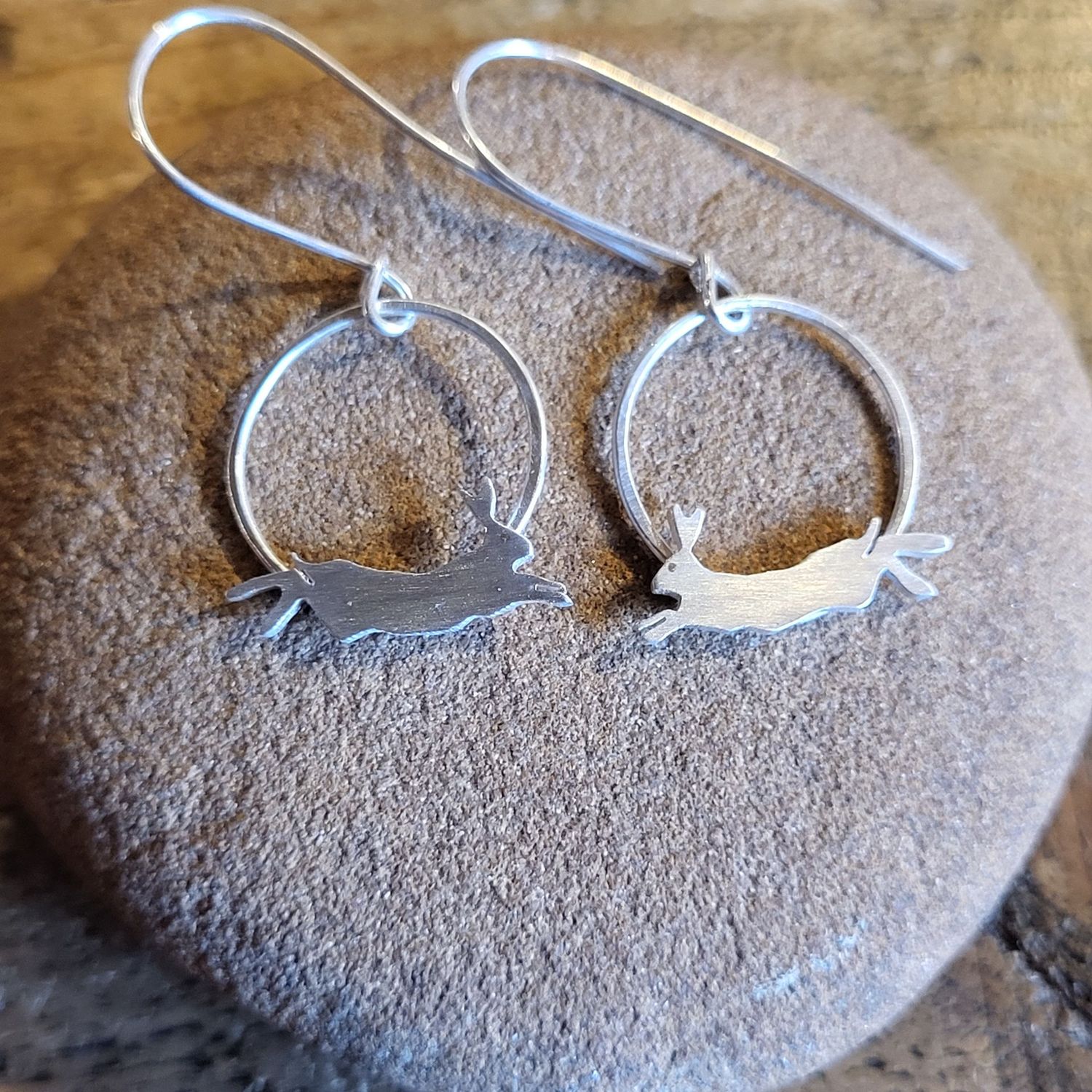 3383 Leaping Hare earrings