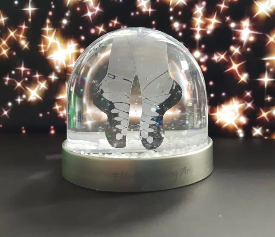 Irish Dancing Snow Globe