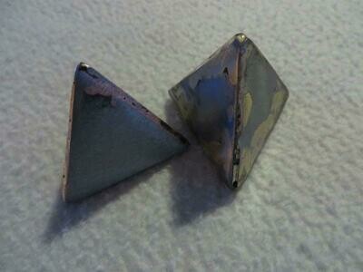 MRhevyshevy's Pair of Triangle Paper Weights