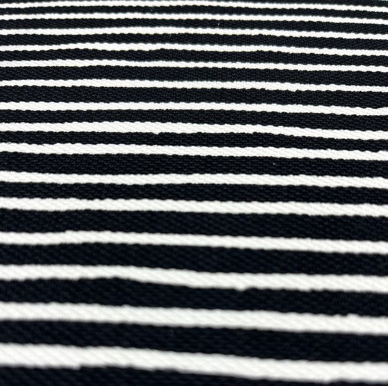 RETAL ​ESTAMPADO JAQUARD RAYADO BLANCO / NEGRO