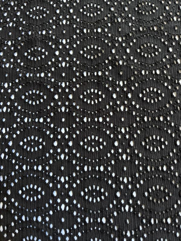 RETAL CROCHET NEGRO. 170X120