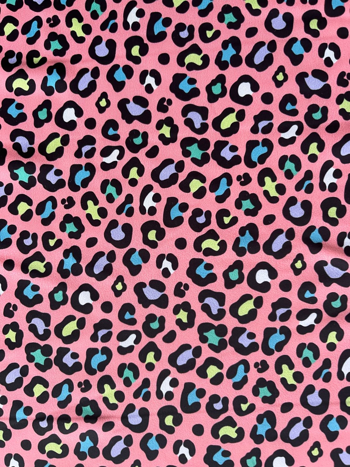 LEO ROSA ESTAMPADO LYCRA
