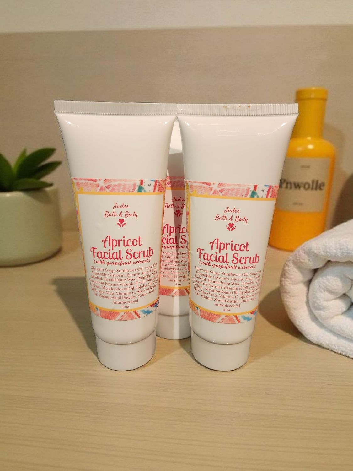 Apricot Scrub 4 oz (Shipping Included)