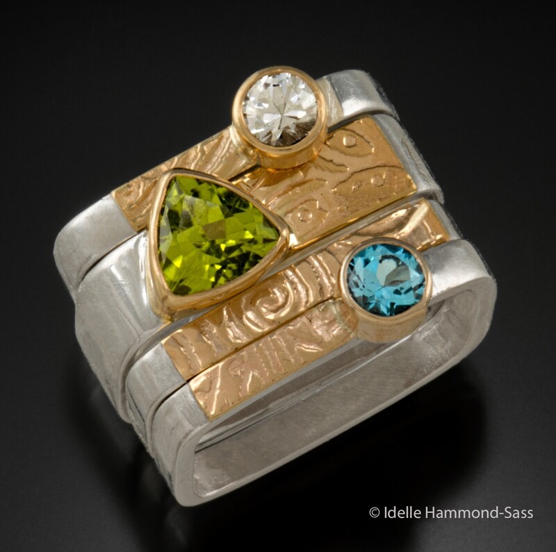 Square Rings with Peridot