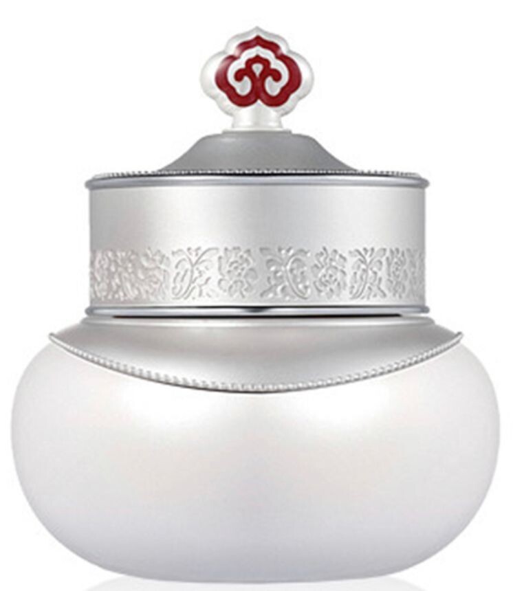 THE HISTORY OF WHOO GONGJINHYANG: SEOL RADIANT WHITE ULTIMATE CORRECTOR (WHITENING FUNCTIONAL COSMETIC)
