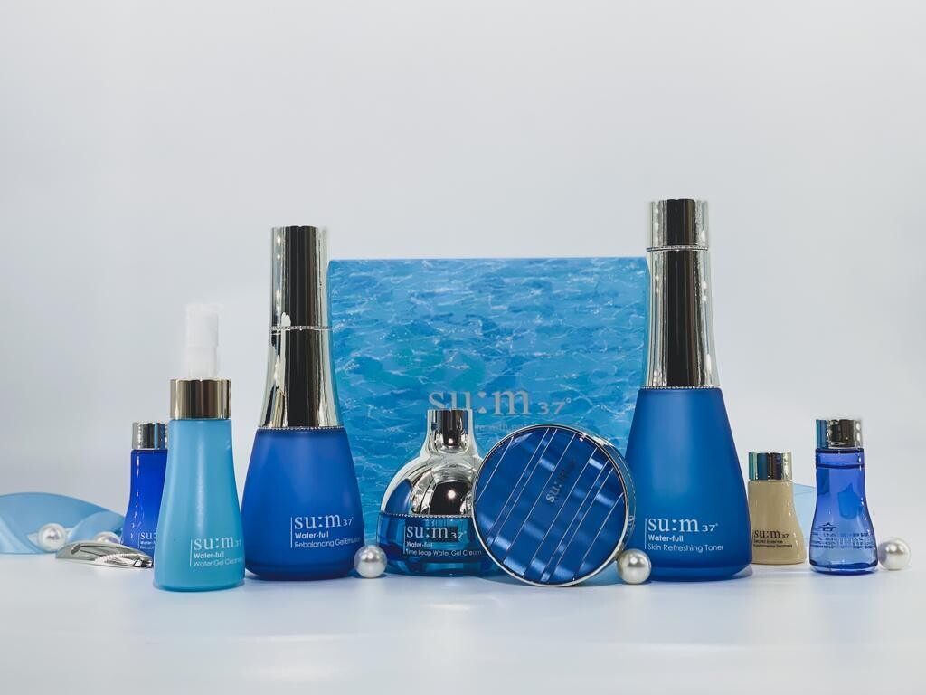 SU:M37 Water-full Special Set 4pcs
