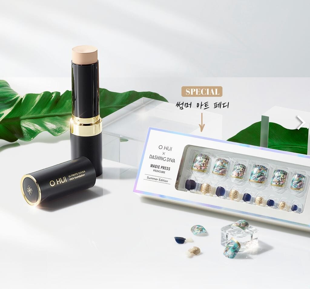 O HUI ULTIMATE COVER Stick Foundation Spacial Set