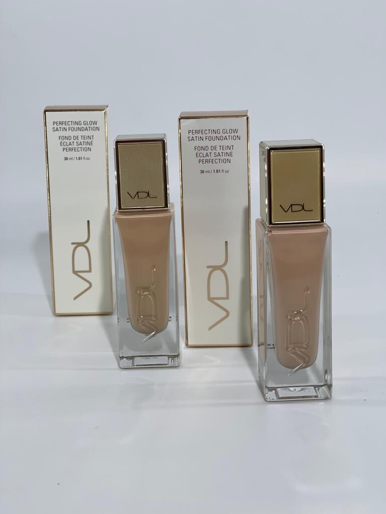 PERFECTING GLOW SATIN FOUNDATION FOND DE TEINT ÉCLAT SATINÉ PERFECTION