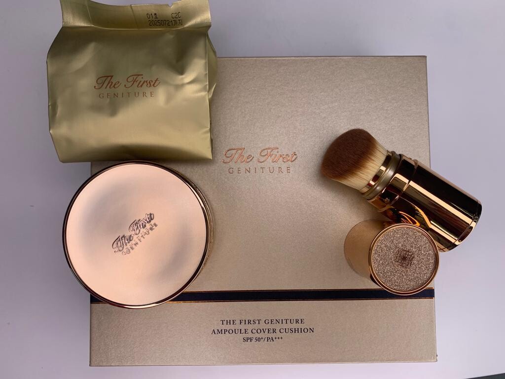 THE FIRST GENITURE AMPOULE COVER CUSHION SPF 50+/PA+++ 01 Milk Beige