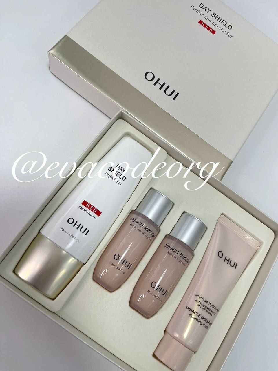 RED O HUI DAY SHIELD Perfect Sun red 50 ml Special Set SPF50+/PA++++ (вес 380 гр)