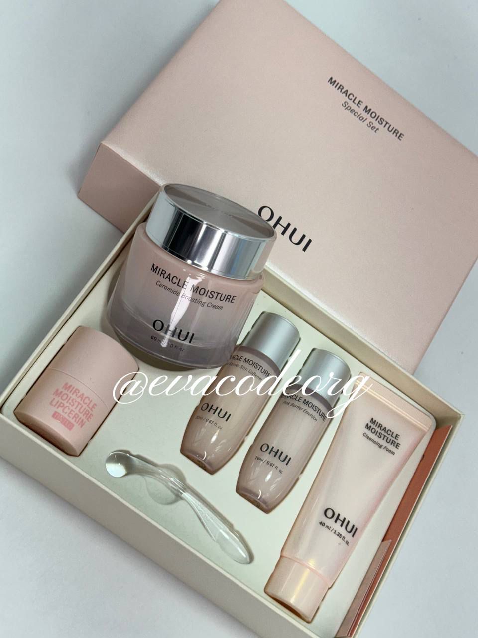 O HUI Miracle Moisture Ceramide Boosting Cream Special Set (вес 630 гр)